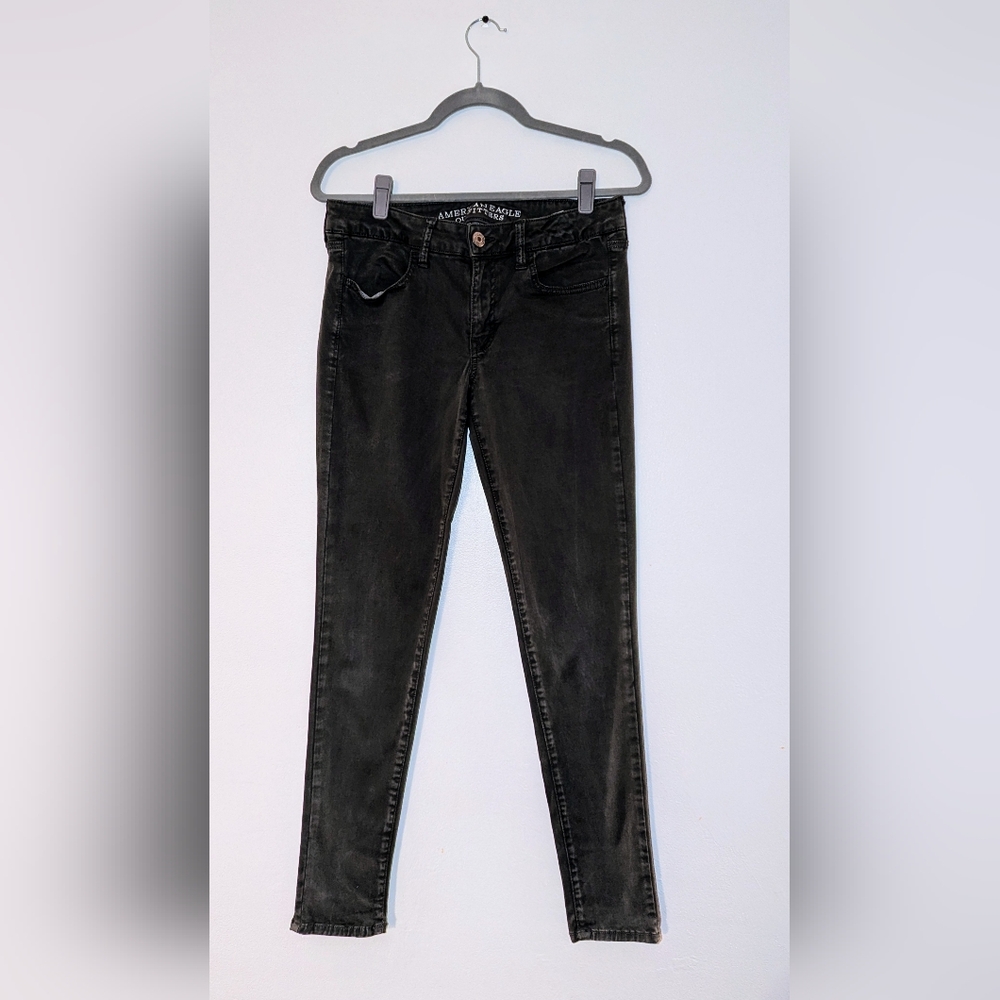 AMERICAN EAGLE Olive Green super stretch jegging - size 8 Regular